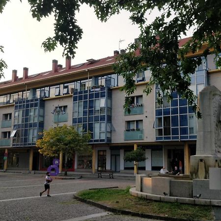 Piso Plaza 10 Apartment Ames Luaran gambar